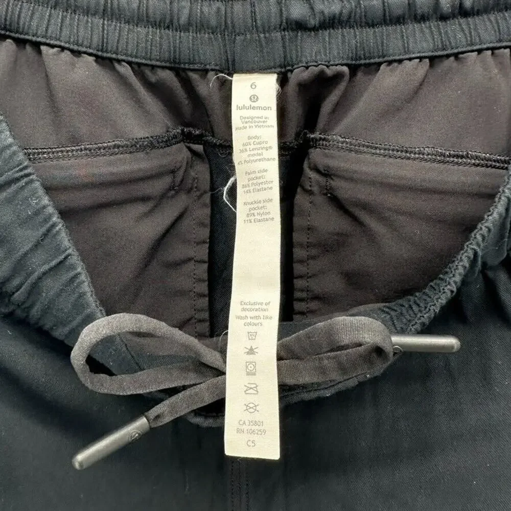 Lululemon Essential Affinity Mid Rise Jogger Black Size 6 Athleisure City Preppy